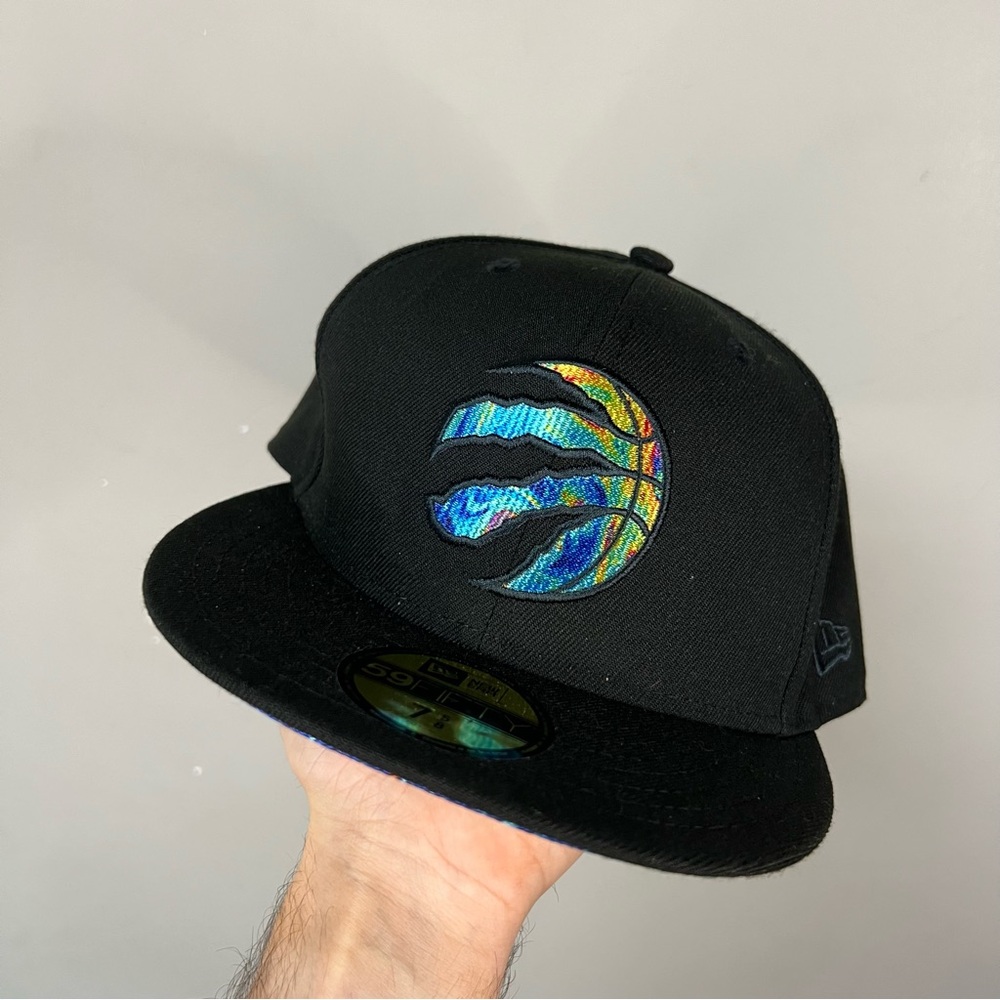 NWT Toronto Raptors NBA Fitted Hat